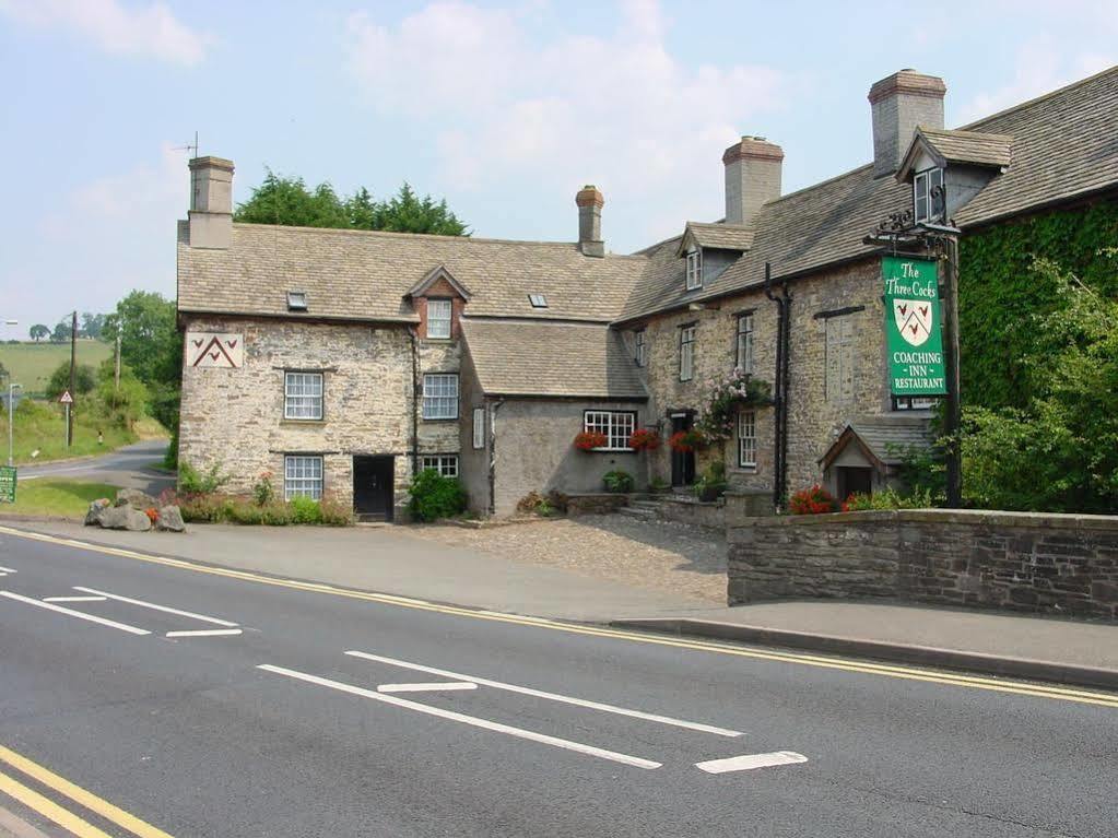 The Three Cocks Coaching Inn Glasbury Екстериор снимка